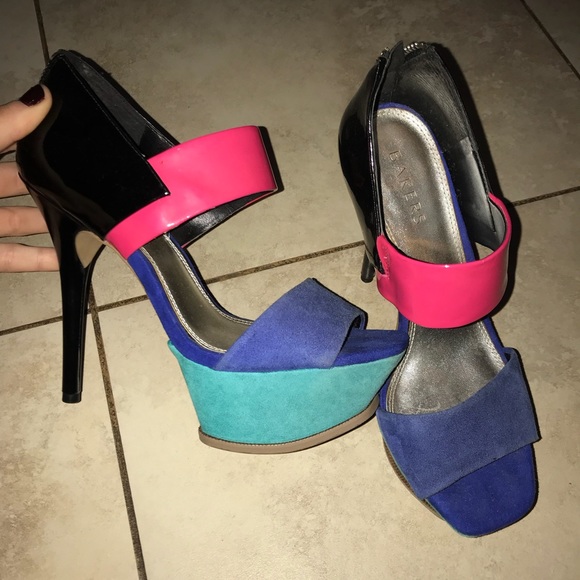 Color blocking heels - Picture 1 of 3